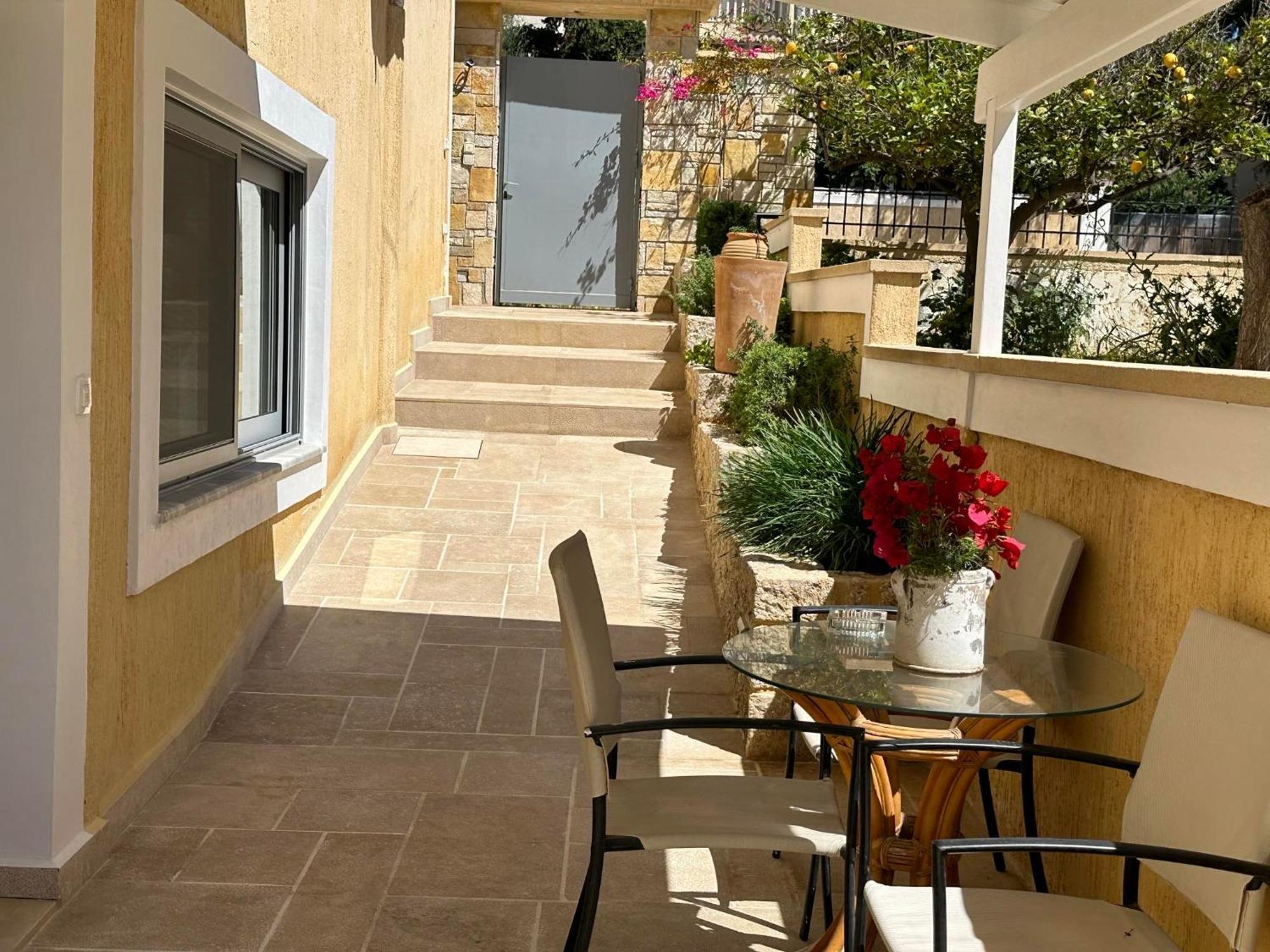 Deppys Apartment Porto Heli Exterior foto
